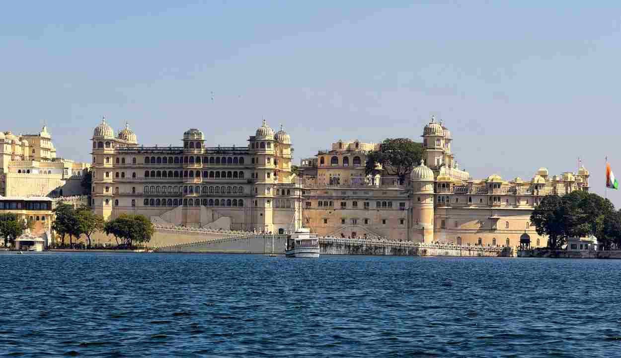 Udaipur Romantic Escape Package